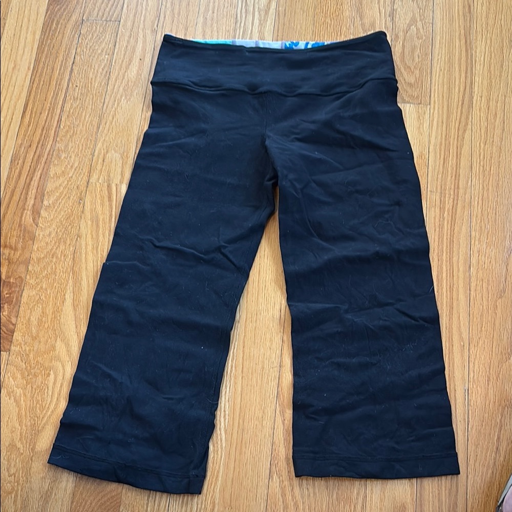 Lulu lemon capris